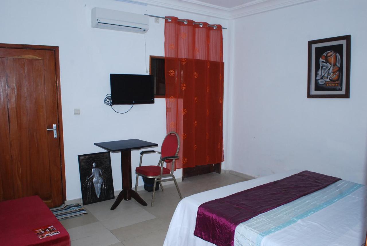 Senateur Hotel Agontinkon Cotonou Ngoại thất bức ảnh