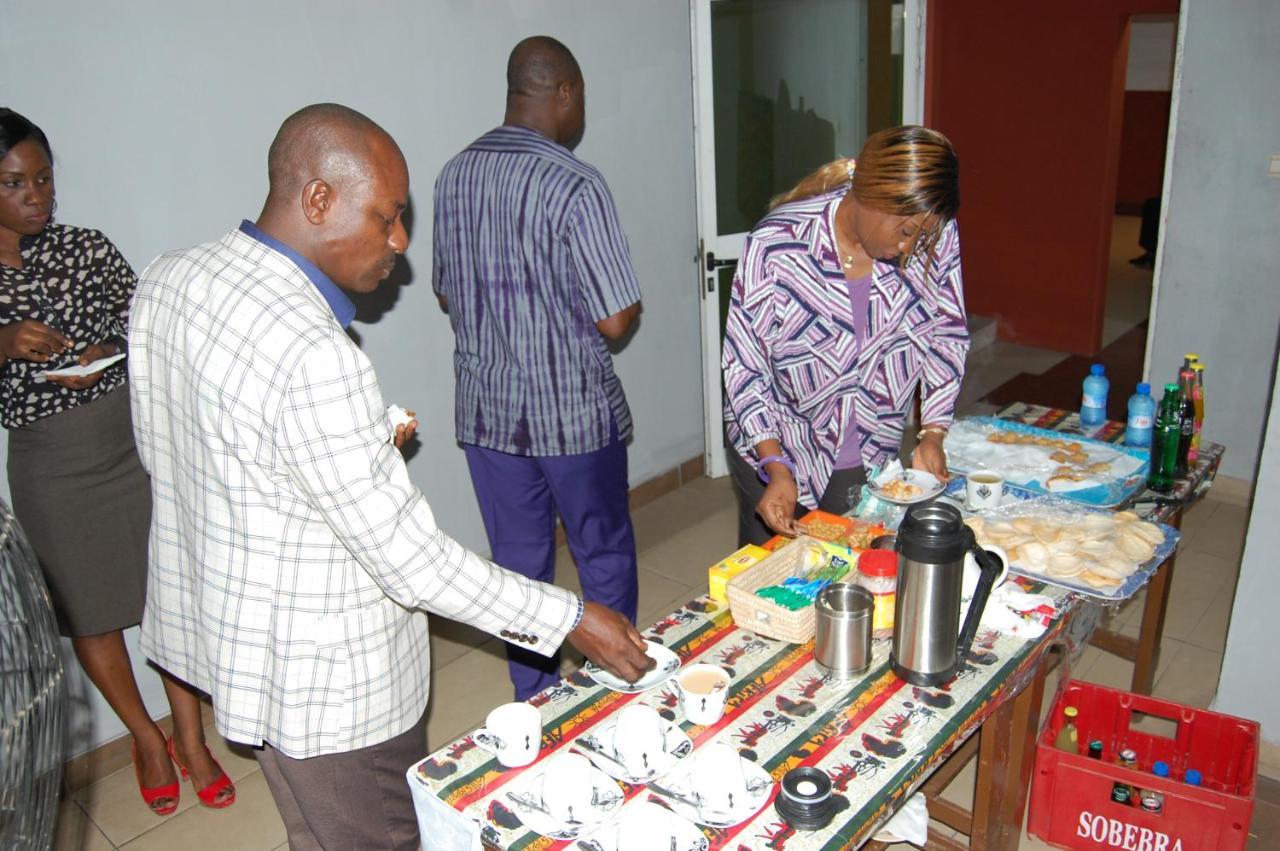 Senateur Hotel Agontinkon Cotonou Ngoại thất bức ảnh