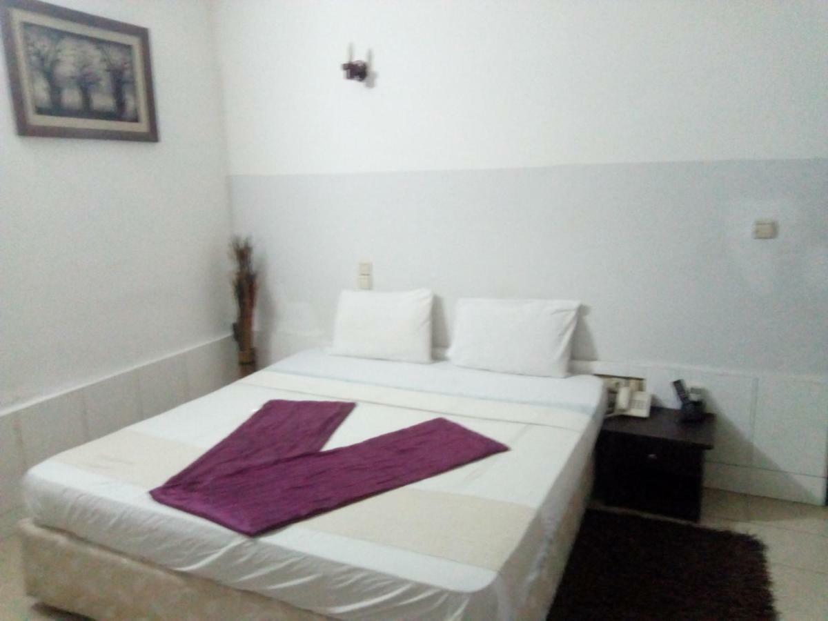 Senateur Hotel Agontinkon Cotonou Ngoại thất bức ảnh