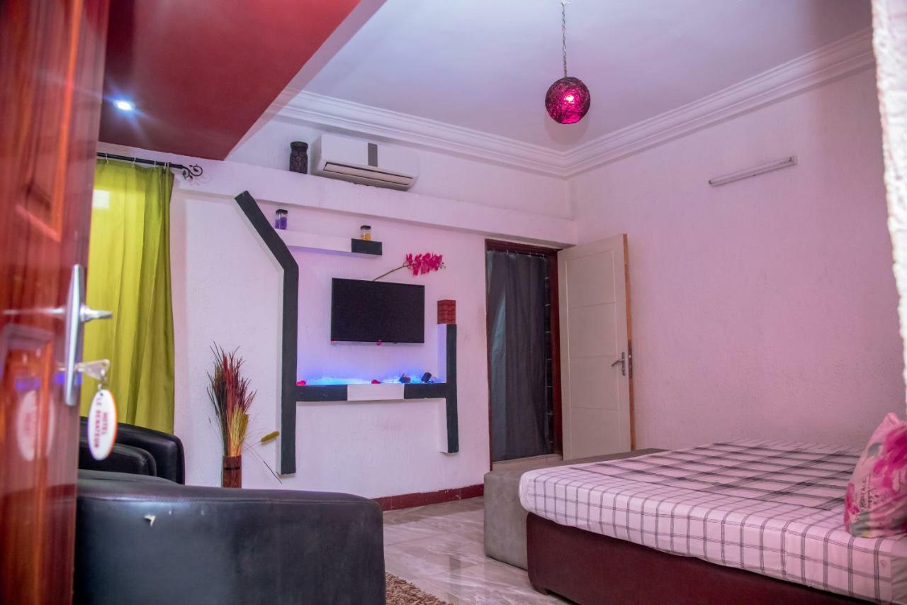 Senateur Hotel Agontinkon Cotonou Ngoại thất bức ảnh